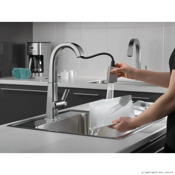 Delta Arctic Stainless Pull-Down Kitchen Faucet with Spray 9193-AR-DST - Image 4