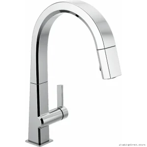 Delta Chrome Pull-Down Spray Kitchen Faucet Model 9193-DST
