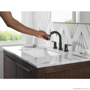 Delta Matte Black Pull-Down Spray Bathroom Faucet - Trinsic Widespread Design