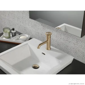Delta Single Hole Bathroom Faucet Pop-Up Champagne Bronze 558-CZMPU-DST