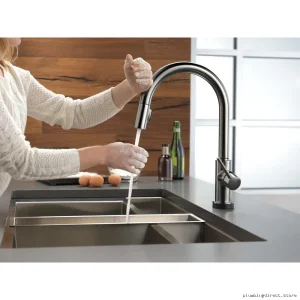 Delta Black Stainless Steel Kitchen Faucet with Touch Pulldown Spray 9159T-KS-DST
