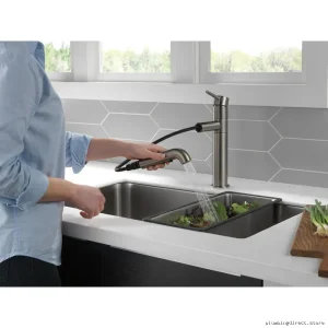 Delta Trinsic Black Stainless Kitchen Faucet with Easy-Pull Spray 4159-KS-DST