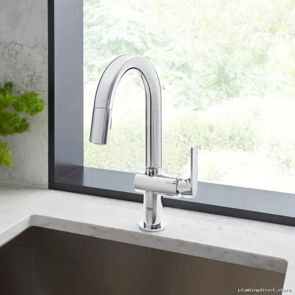 Grohe Chrome Kitchen Faucet with Easy-Pull Spray Head 30377000 - Image 2