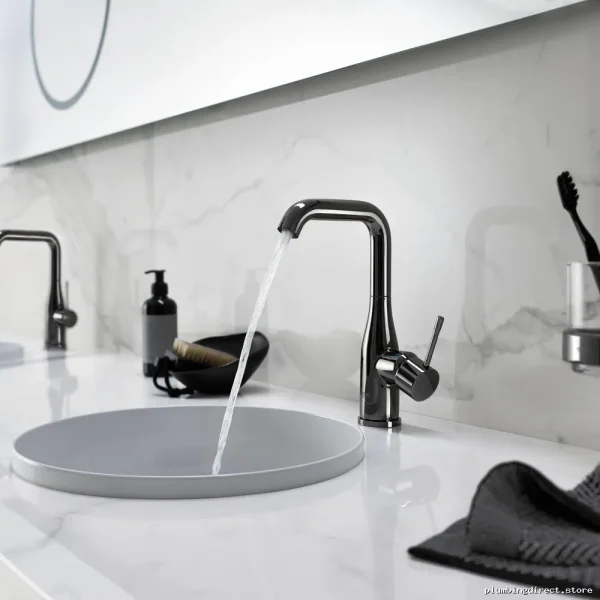 Grohe Modern Single-Hole Bathroom Faucet in Matte Black Finish