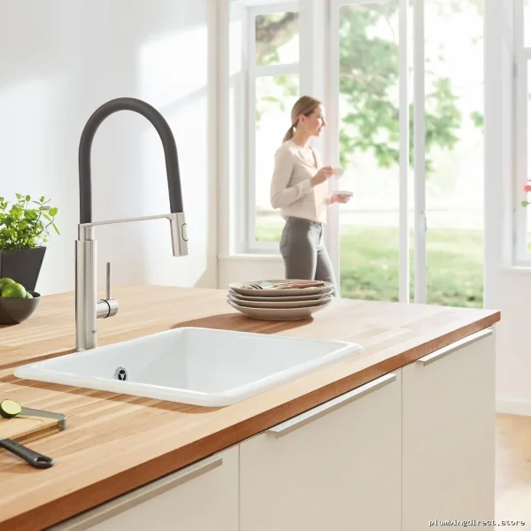 Grohe SuperSteel Pull Down Kitchen Faucet with Flexible Spray Hose - Image 2