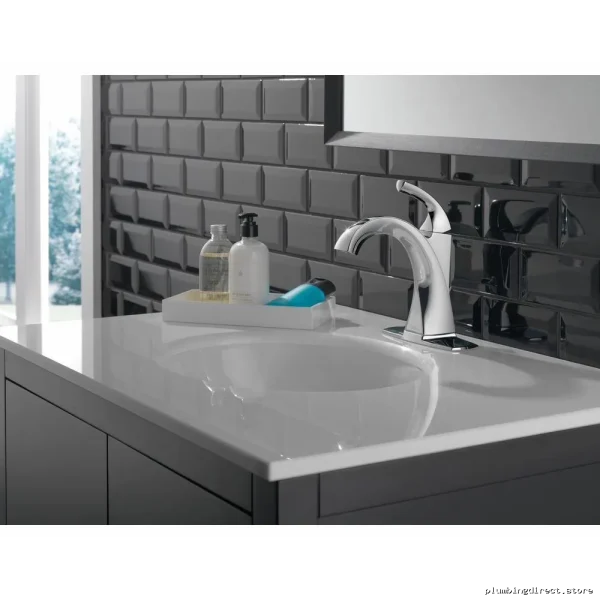 Modern Chrome Delta Single Hole Bathroom Faucet - 15779LF Model