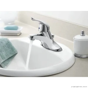 Moen L4621BC Brushed Chrome Centerset Bathroom Faucet - Chateau Collection
