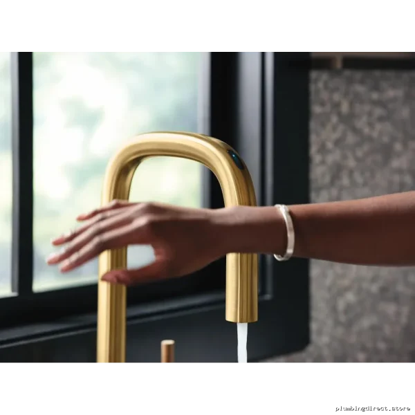 Motion-Activated Smart Kitchen Faucet w/Pull-Down Spray - Brushed Gold Moen