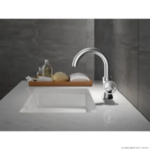 Trinsic Single-Hole Bathroom Faucet Set - Chrome Finish 558HAR-DST Delta