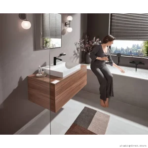Vivenis 110 Single Hole Bathroom Faucet Matte Black Pop-Up Drain Hansgrohe